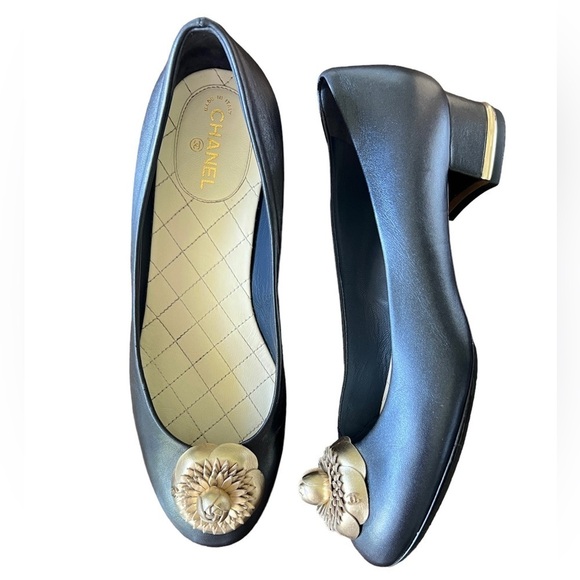 CHANEL Authentic Camellia Flower Shoes 37 - Picture 1 of 6